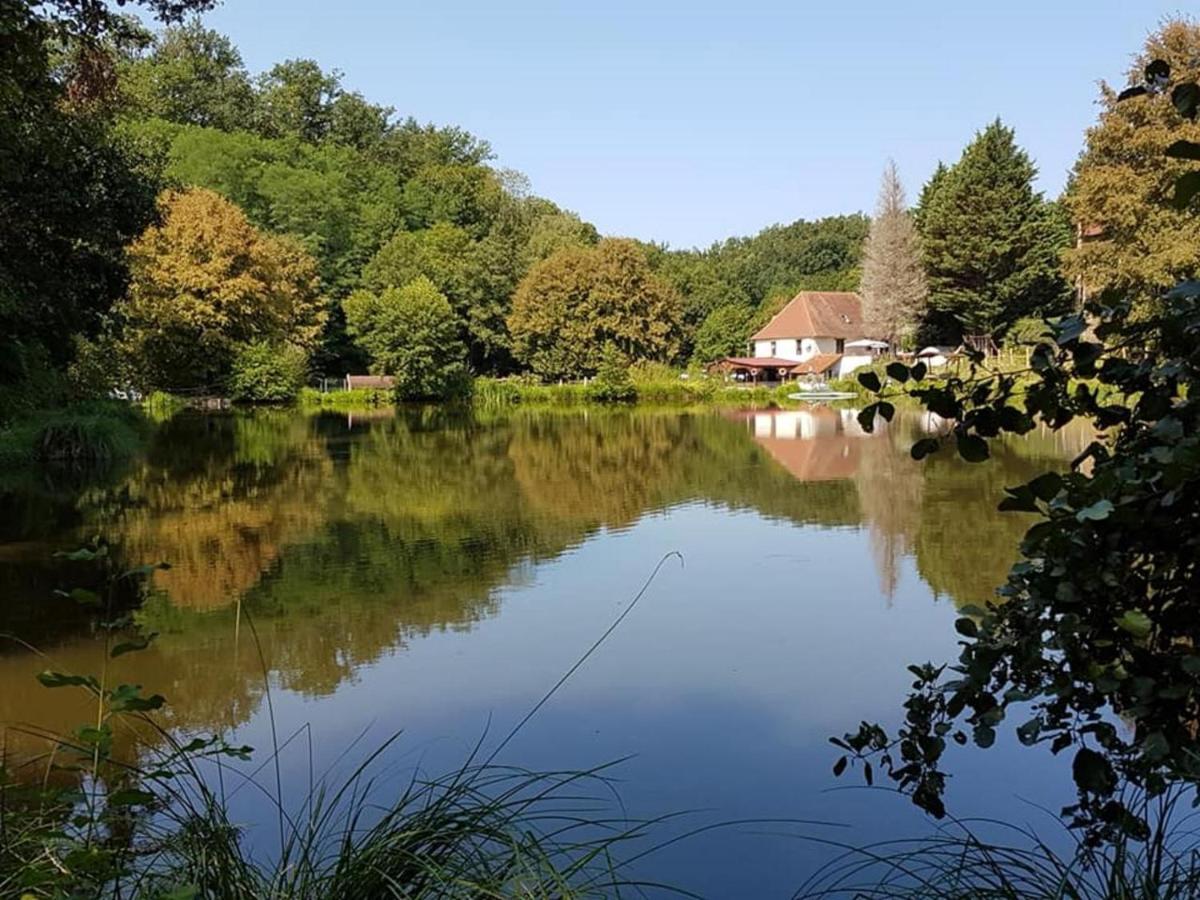 Les Chalets Du Moulin Du Chatain 4 Payzac  Bagian luar foto